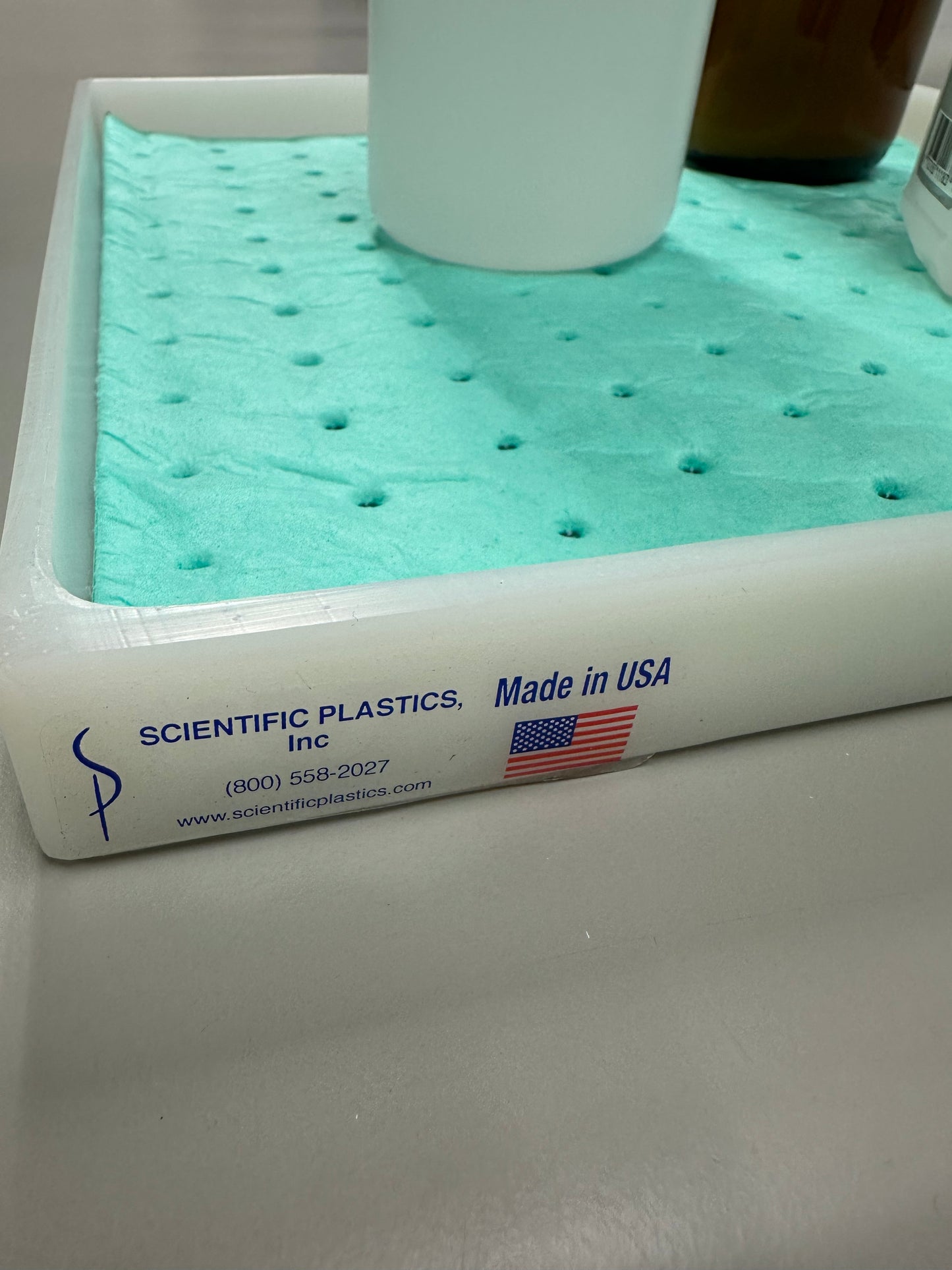 Spill Containment Pads for Scientific Plastics Inc. products