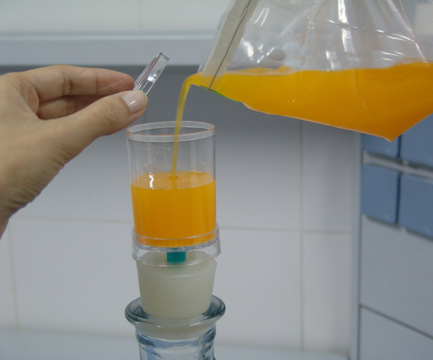 Disposable Sterile Microbiological Filtration Monitor Units
