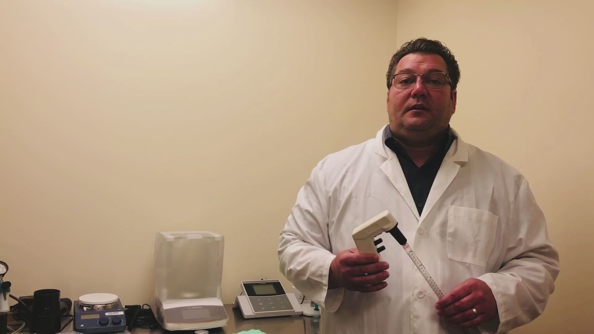 The Hydroblokr filter device protects pipette devices from  cross contaminating samples and wetting damage.